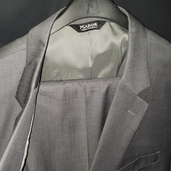 Bundle Shirts & Suits, fits XXL - Picture 5 of 8